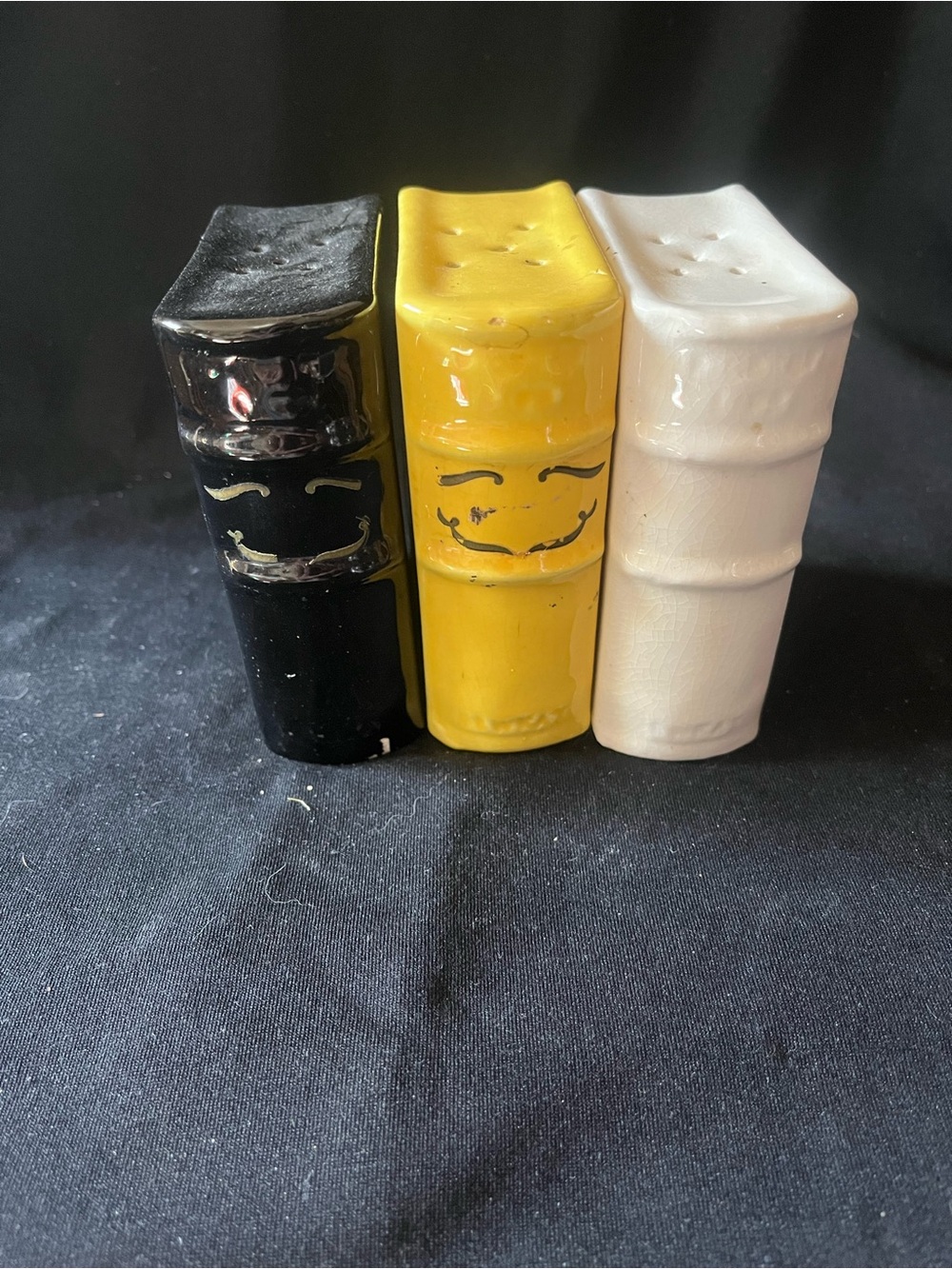 Ceramic Stackable Salt & Pepper Shakers - Yellow, Black, White very chippy